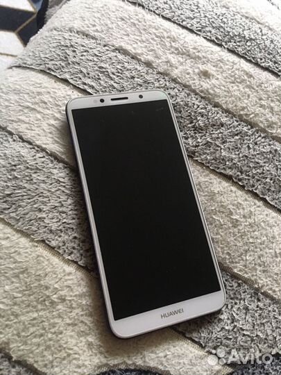 Телефон Honor 7