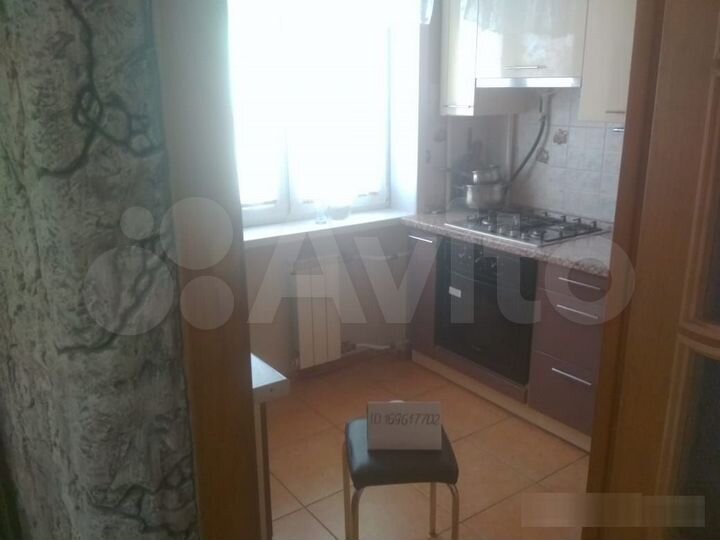 3-к. квартира, 50 м², 3/4 эт.