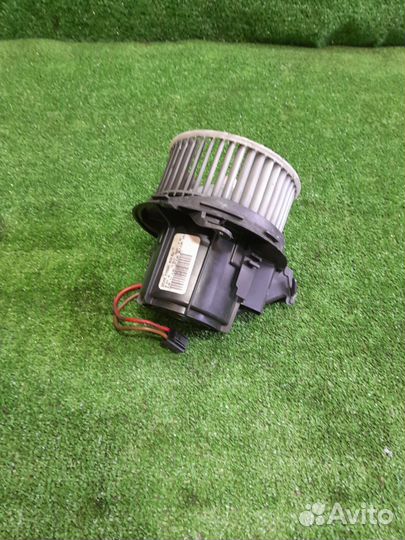 Моторчик печки мерседес w212
