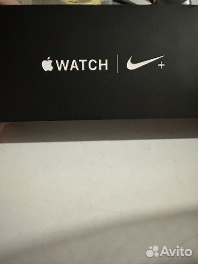 Apple Watch 4 44 мм плюс Nike