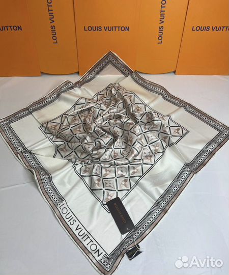 Платок louis vuitton белый