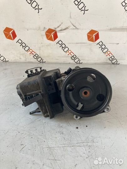 Насос гидроусилителя руля Mercedes E-Class W212