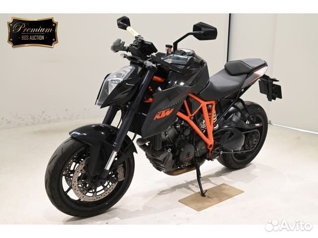 KTM 1290 Super Duke R 2015