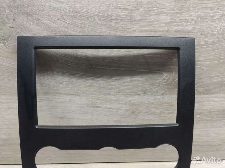 Накладка центральной консоли Volkswagen Crafter