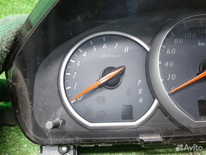 Приборная панель Mitsubishi Grandis 2008