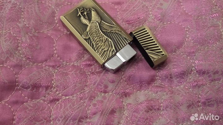 Зажигалка газовая с орлом, новая