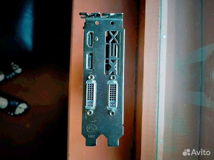 Продам видеокарту radeon HD 7770 1Gb