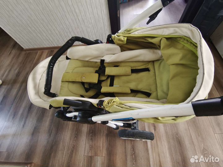 Коляска Aroteam Loydi