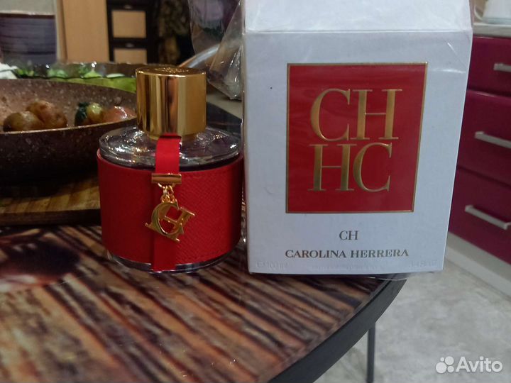 Духи женские carolina herrera