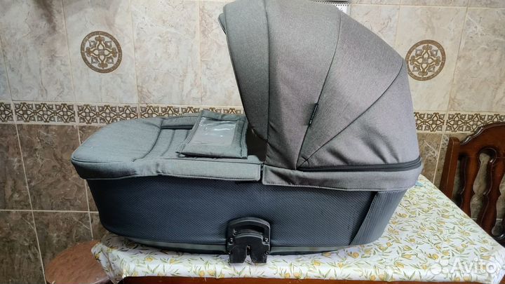 Прогулочная коляска adamex