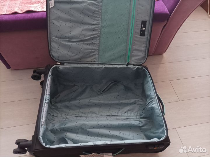 Чемодан на колесах