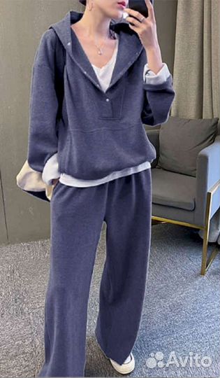 Спортивный костюм женский новый