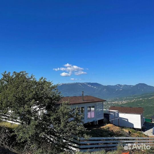 Домик из минибруса