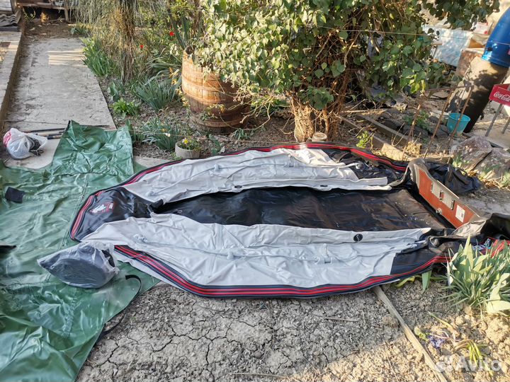 Лодка с мотором