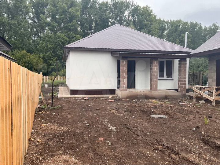 Дом 83,7 м² на участке 8,2 сот.