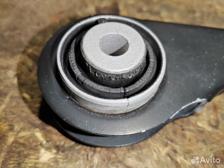 Рычаг задний левый Volkswagen Touareg 3 2019