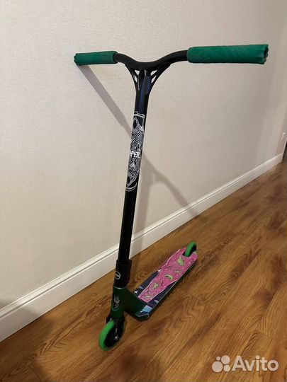 Трюковой самокайт