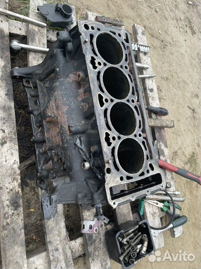 Двигатель в разбор 2.0 CAW Фольксваген tiguan