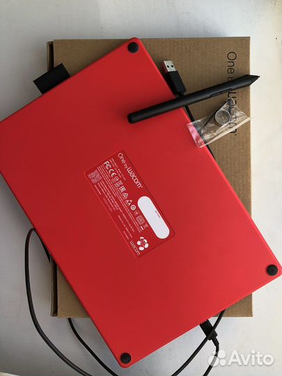 Графический планшет One by Wacom, M (средний)