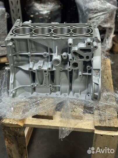 Шорт-блок Мерседес 1.8 турбо бу 271860