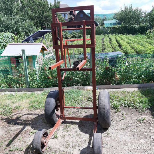 Апилифт-погрузчик