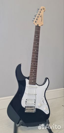 Yamaha pacifica 112j