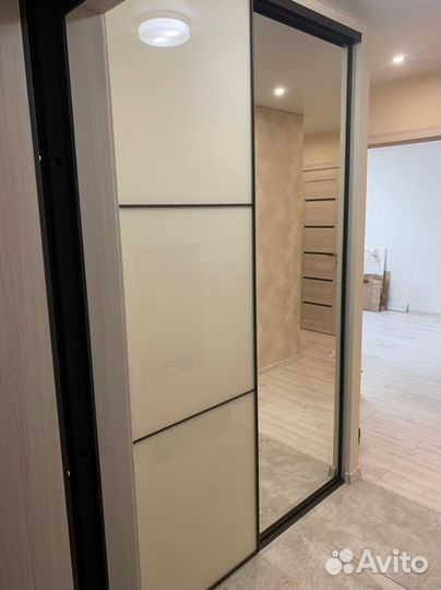 Встроенный шкаф купе в прихожую под заказ