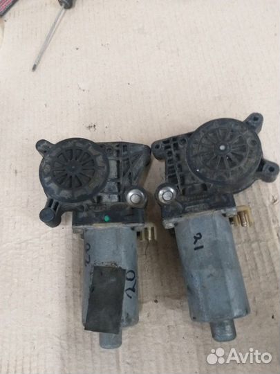 Мотор стеклоподъемника Mercedes Benz W210 E-Klass