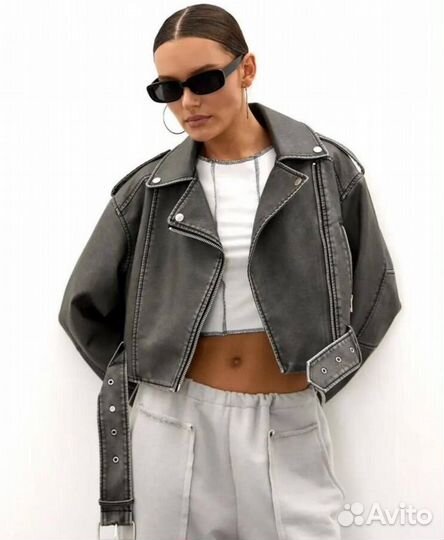 Зимние пуховики, летняя одежда