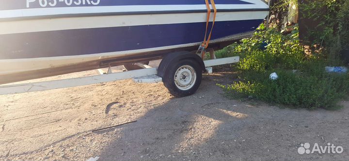 Каютный катер Николь с двумя двигателями