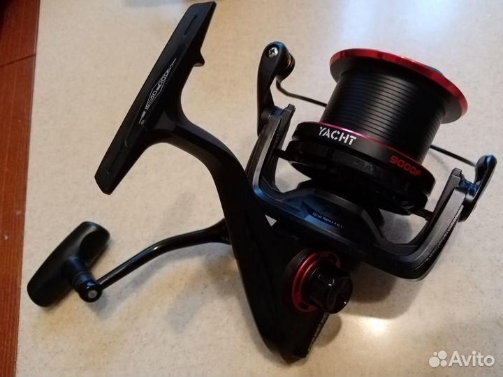 Катушка карповая Yacht новая