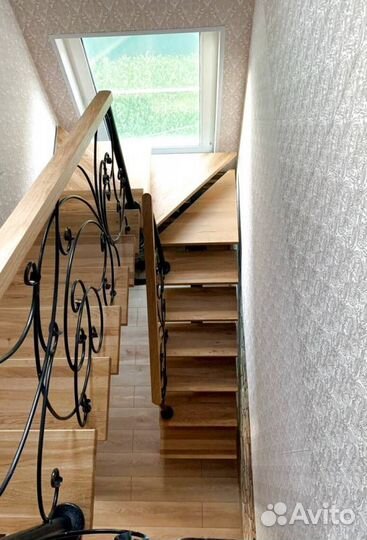 Прямая лестница на металлокаркасе