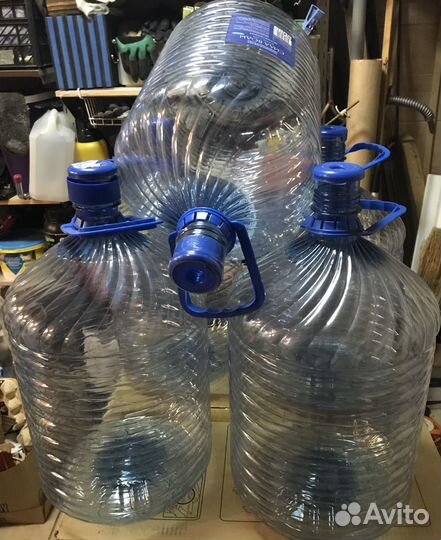 Бутыли из-под воды 18,5 литров с ручкой