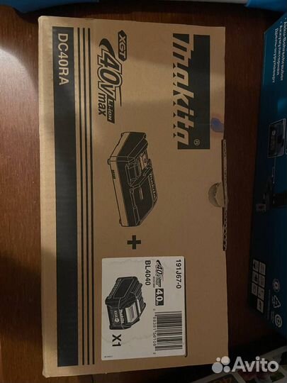 Аккумуляторная дрель-шуруповерт Makita DF001GZ + а