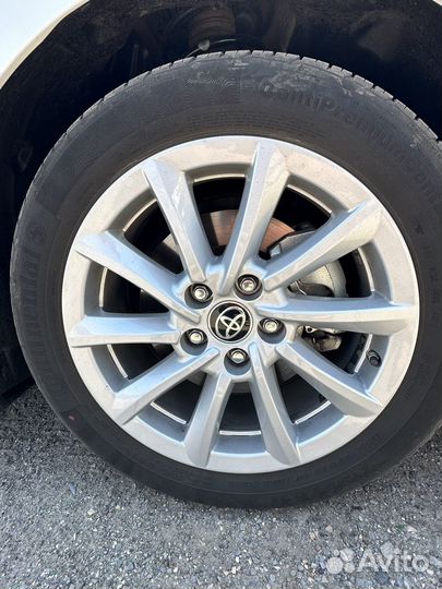 Колеса в сбор Toyota Camry R17