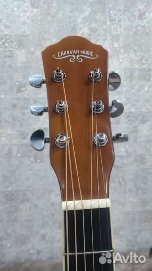 Акустическая гитара бу Caravan Music