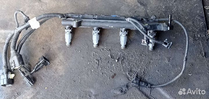 Форсунка топливная на Kia Spectra