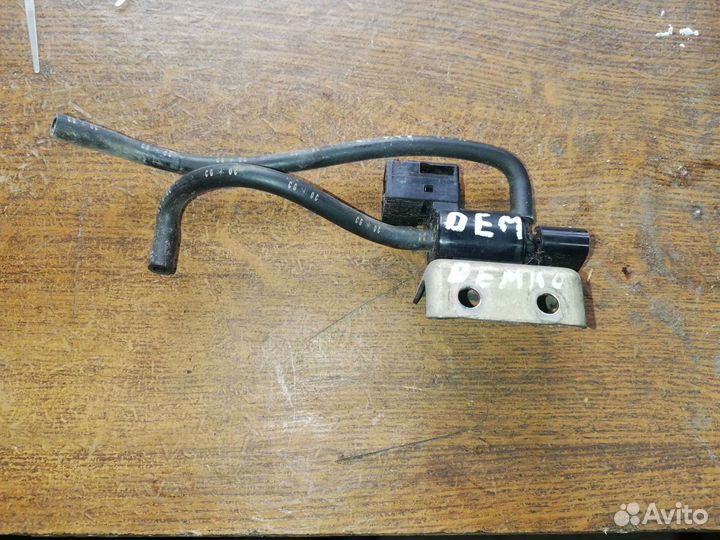 Клапан электромагнитный Мазда Демио 1