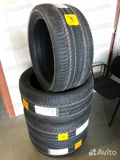 Continental ContiPremiumContact 6 295/35 R23