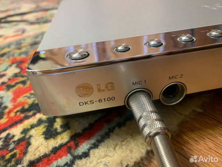 Dvd плеер с караоке lg DKS 6100