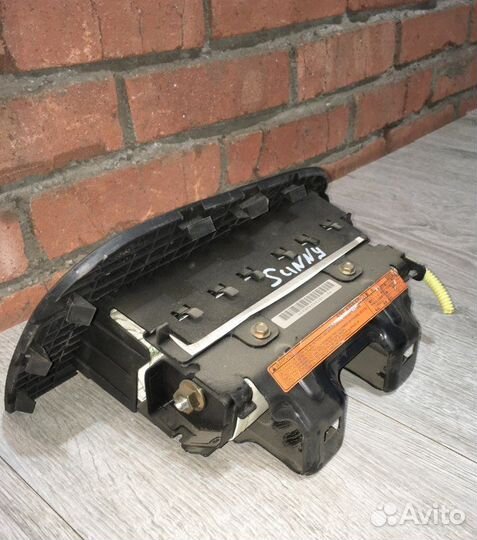 Подушка безопасности пассажирская Nissan Sunny