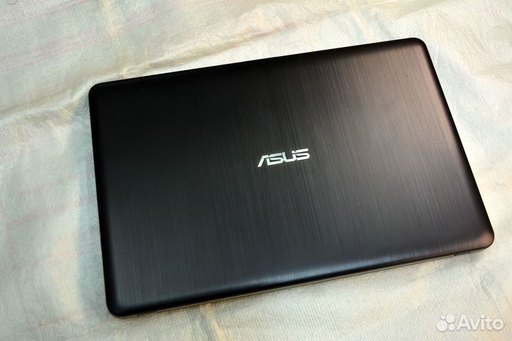 Asus VivoBook X540Y в идеале