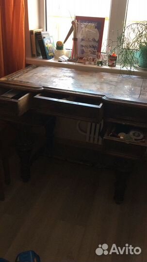 Стол Антиквариат