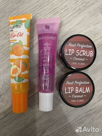 Косметика для губ