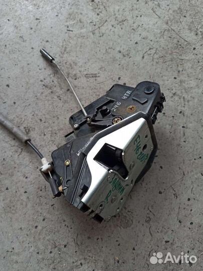 Замок задней правой двери BMW E46