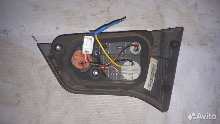 Фонарь задний левый Kia Rio QB G4FA 2011