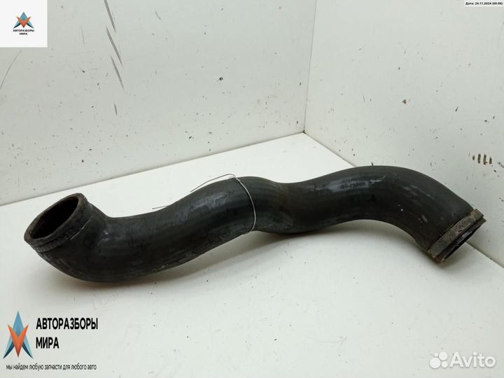 Патрубок интеркулера Volvo V70 2 рест. 2004