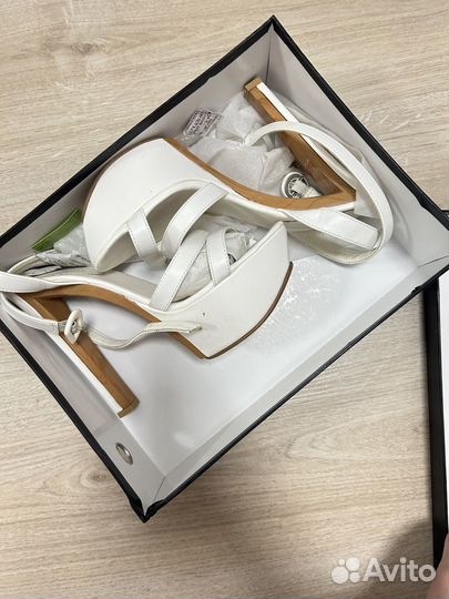 Туфли босоножки на выпускной/свадьбу женские 40 р