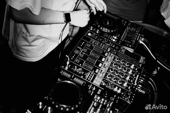 Диджей на мероприятие