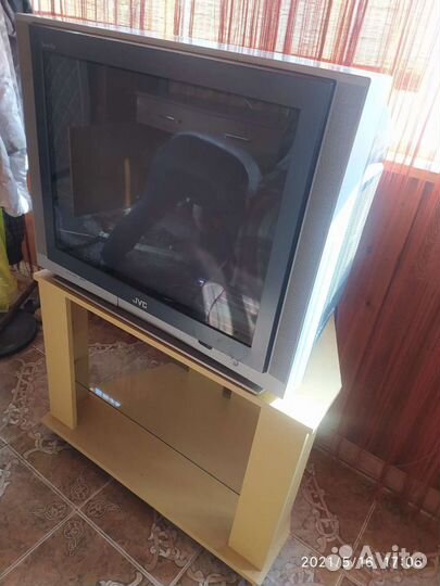 Телевизор JVC